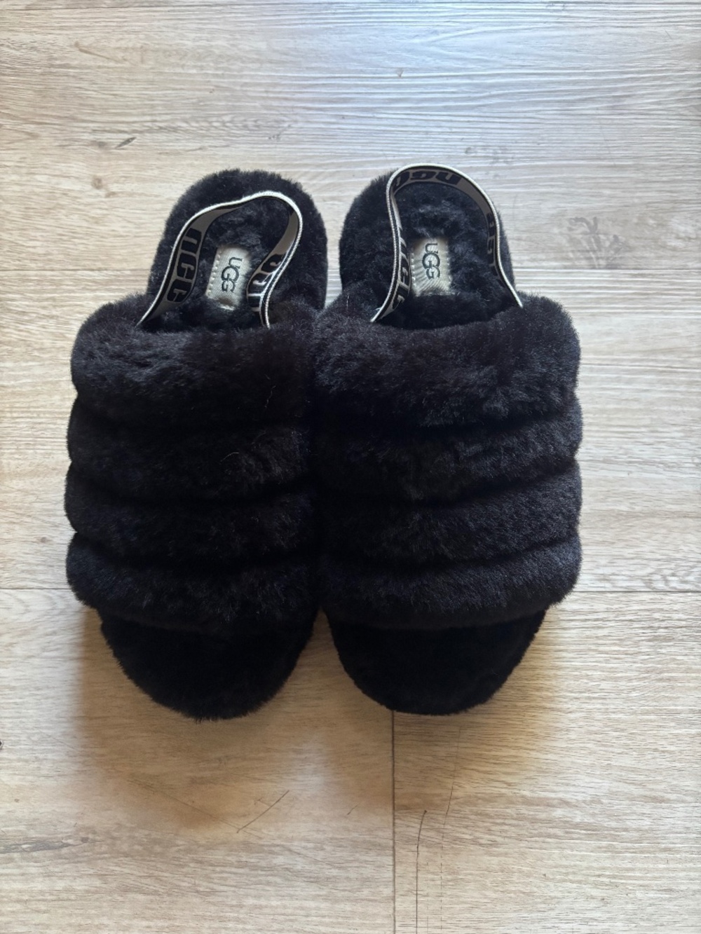 UGG Fluff Yeah Slide Black Size US 7 Authentic